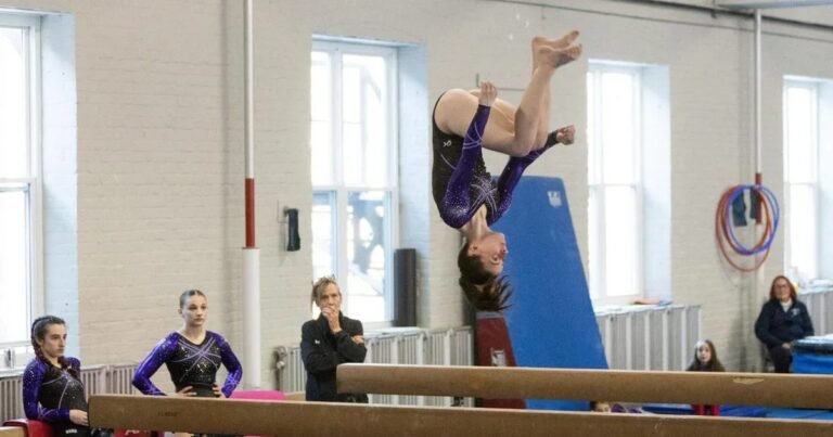 Chute leads Bears to victory in well-attended home opener